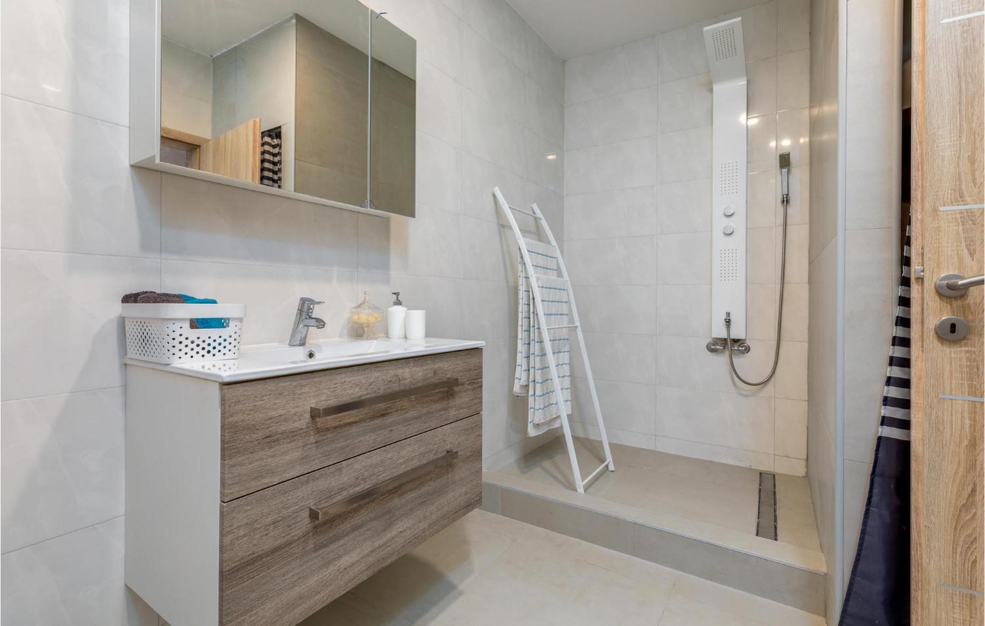 Awesome Apartment In Pula With Wifi Bagian luar foto